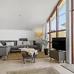 Semesterbostad Lovely In With Kitchen *