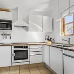 Lovely In With Kitchen