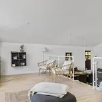 Lovely In With Kitchen Semesterbostad *
