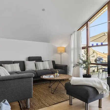 Prázdninový dům Lovely In With Kitchen